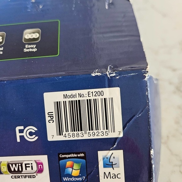 LINKSYS Router E1200 Wireless N - Picture 8 of 11